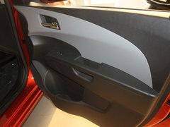 2011款 三厢 1.4SE 自动 