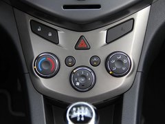 2011款 三厢 1.6SX 手动 