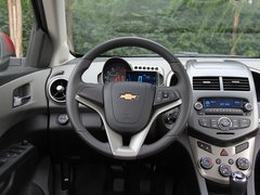 2011款 三厢 1.6SX 手动 