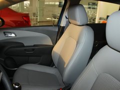 2011款 三厢 1.6SX 手动 