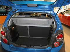 2011款 三厢 1.6SX 手动 
