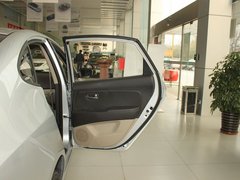 2011款 1.6L 自动 舒适型 GL