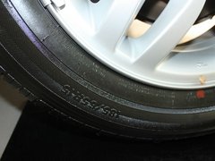 2011款 1.6L 自动 舒适型 GL