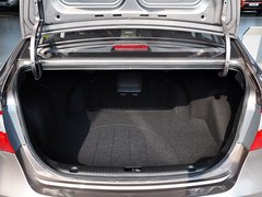 2011款 1.6L 手动 豪华型 GLS