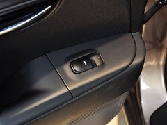 2011款 1.6L 手动 豪华型 GLS