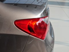 2011款 1.6L 手动 豪华型 GLS