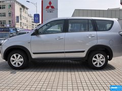 2011款 2.0L 手动 豪华型 7座