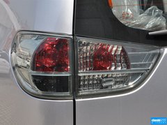 2011款 2.0L 手动 豪华型 7座