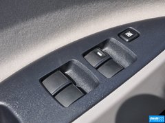 2011款 2.0L 手动 豪华型 7座