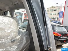 2011款 2.0L 手动 豪华型 7座