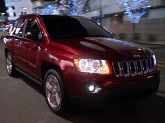 2011款 2.4 CVT 豪华导航型 5座