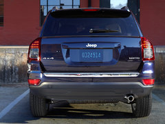 2011款 2.4 CVT 豪华导航型 5座