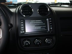 2011款 2.4 CVT 豪华导航型 5座