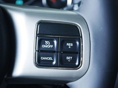 2011款 2.4 CVT 豪华导航型 5座