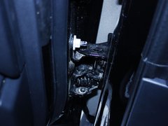 2011款 2.4 CVT 豪华导航型 5座
