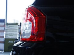 2011款 2.4 CVT 豪华导航型 5座