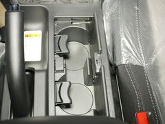 2011款 2.4 自动 5门 JLX-EL型 5座