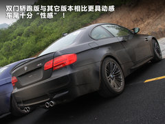 2011款 4.0L V8 双门碳纤顶版