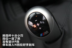 2011款 4.0L V8 双门碳纤顶版