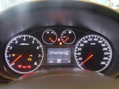 2011款 1.6T M-CVT 致酷版