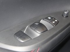 2011款 1.6T M-CVT 致酷版