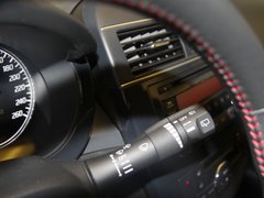 2011款 1.6T M-CVT 致酷版