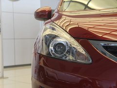 2011款 1.6T M-CVT 致酷版