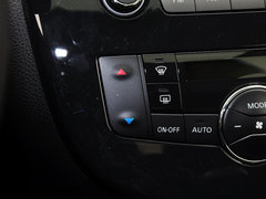 2011款 1.6T M-CVT 炫动版