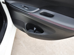 2011款 1.6T M-CVT 炫动版