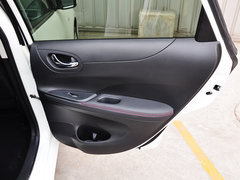 2011款 1.6T M-CVT 炫动版