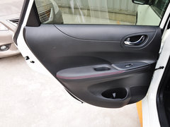 2011款 1.6T M-CVT 炫动版