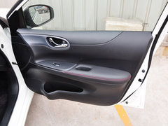 2011款 1.6T M-CVT 炫动版
