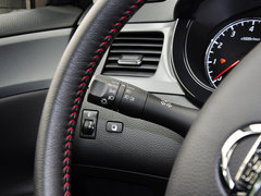 2011款 1.6T M-CVT 炫动版
