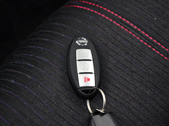 2011款 1.6T M-CVT 炫动版