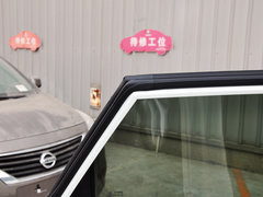 2011款 1.6T M-CVT 炫动版