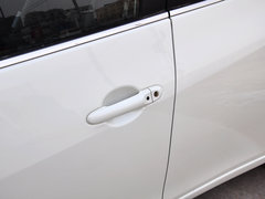 2011款 1.6T M-CVT 炫动版