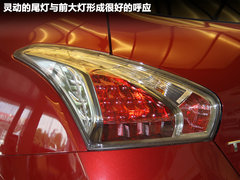 2011款 1.6T M-CVT 致酷版