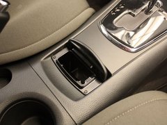 2011款 1.6T M-CVT 致酷版
