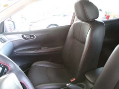 2011款 1.6T M-CVT 致酷版