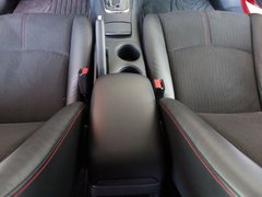2011款 1.6T M-CVT 致酷版