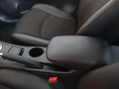 2011款 1.6T M-CVT 致酷版
