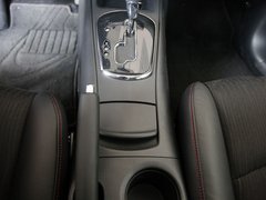 2011款 1.6T M-CVT 致酷版