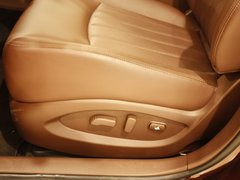 2011款 EX25 2.5L 自動 尊雅版 5座