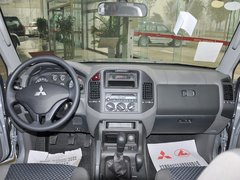 2011款 3.0 手动 GL 5座