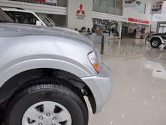2011款 3.0 手动 GL 5座