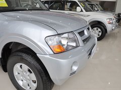 2011款 3.0 手动 GL 5座