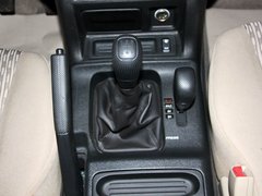 2011款 3.0 手动 GL 5座