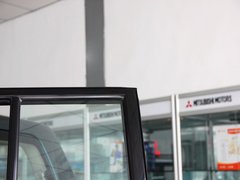 2011款 3.0 手动 GL 5座