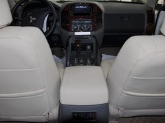 2011款 3.0 自动 GLX 7座