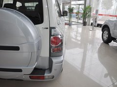 2011款 3.0 自动 GLX 7座